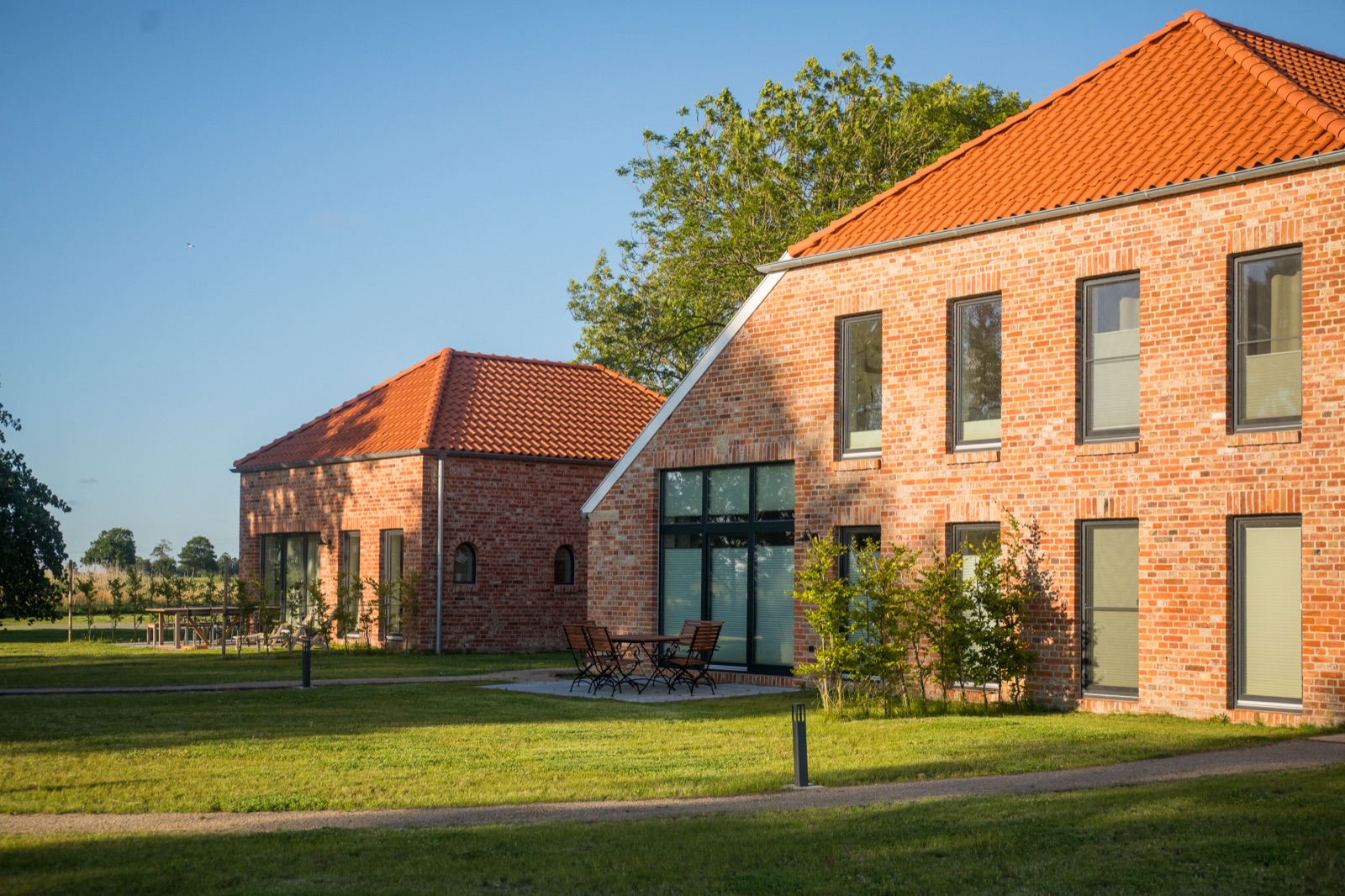 Gulfhof am Wangermeer in der weiten Marsch